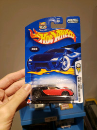 2003 Hot wheels First Editions Bugatti Veyron red/black