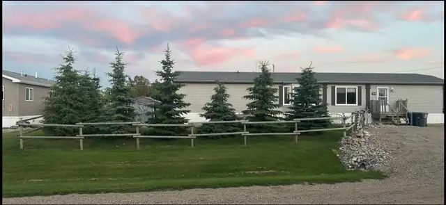 HOUSE FOR SALE FLAXCOMBE SK in Houses for Sale in Saskatoon - Image 9