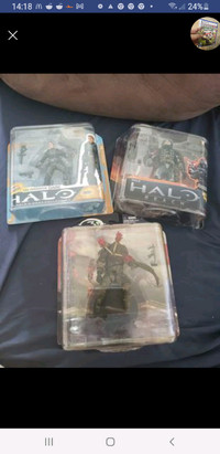All for $200 - Halo sealed action figures McFarlane toys