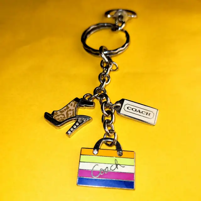 ⭐ Coach Vintage Charms ⭐ in Women's - Other in City of Toronto - Image 3