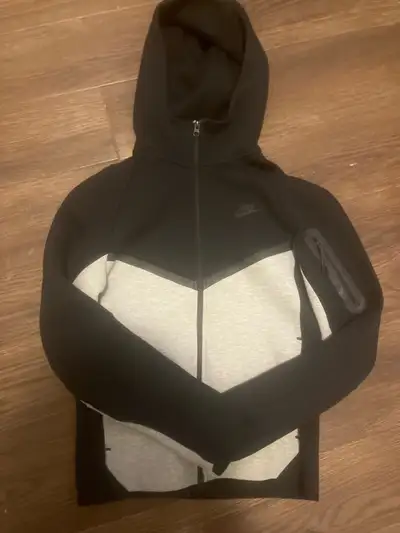 Nike tech black n gray, View more