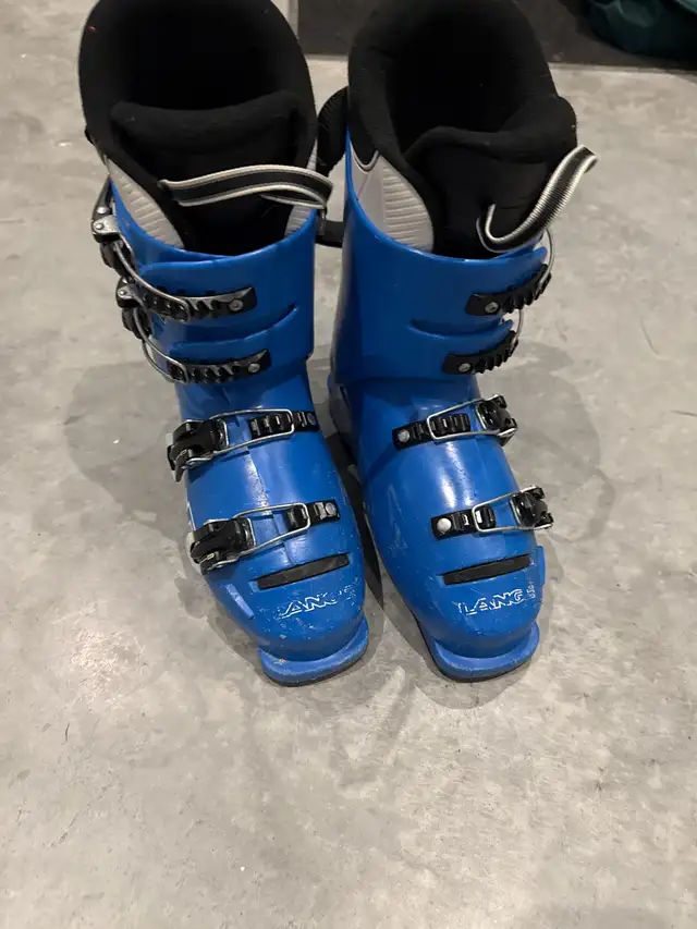 Junior ski boots 24.564573398417283120