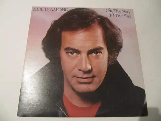 Neil Diamond On The Way To The Sky Vinyl LP XCondition Circ 1981 in Arts & Collectibles in Mississauga / Peel Region - Image 4