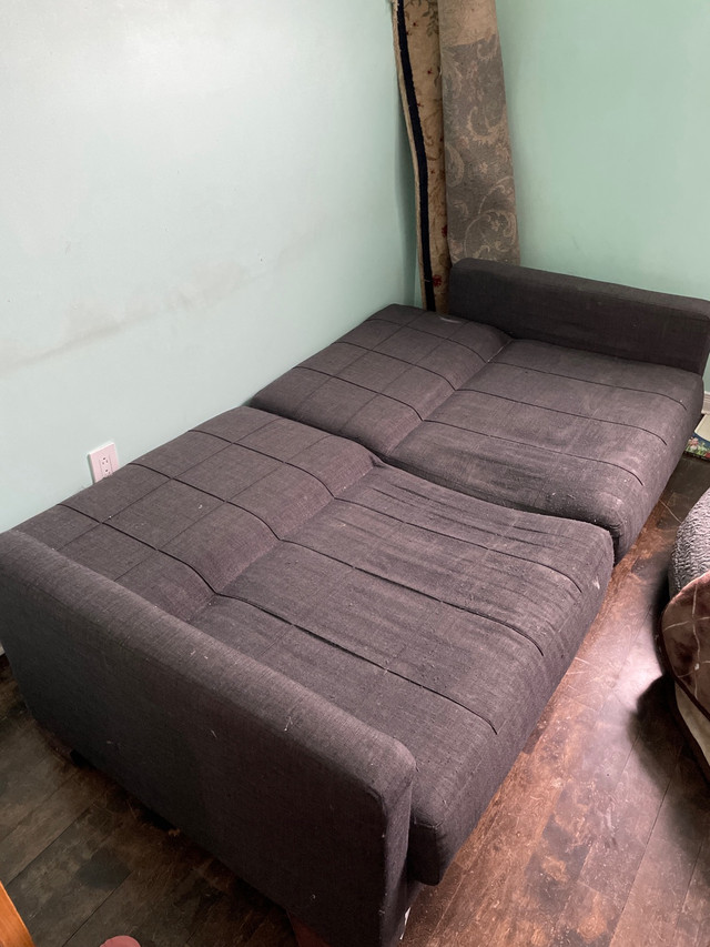 Sofa Bed for free dans Sofas et futons  à Ville de Montréal