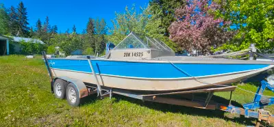 Call Ken 250- 8four7- 4051 for information. **Please Note** I know NOTHING about this boat, I am lis...