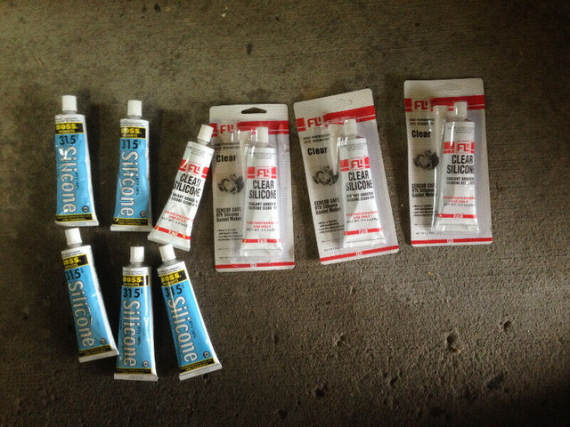 New Clear 100% Silicone Caulk Sealant & Lots of tips in Other in Ottawa