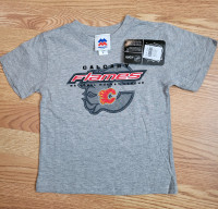 NEW/NEUF, official NHL hockey shirt,  chandail, size 3T( fit 2T)