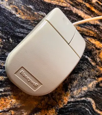  Honeywell Ball-less Mouse 2HW53-8E for ADB Apple Mac Macintosh, View more