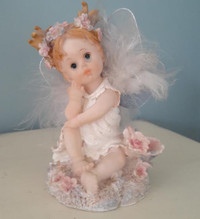 Vintage Sabre Collection sweet angel fairy little girl figurine