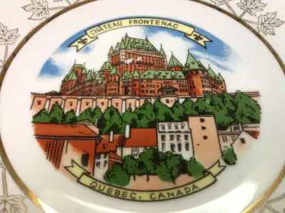 Assiette Souvenir Chateau Frontenac, View more