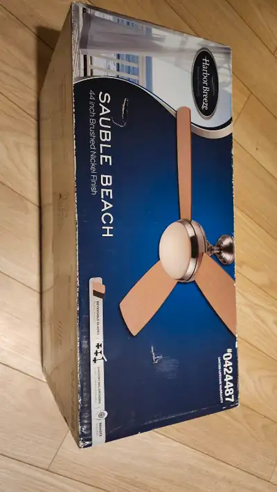 BNIB Harbor breeze ceiling fan, View more