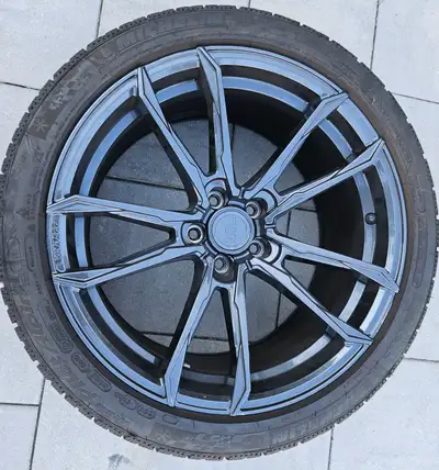 Selling a full set of 4 premium winter tires mounted on lightweight Envy-FF alloy wheels. Excellent...