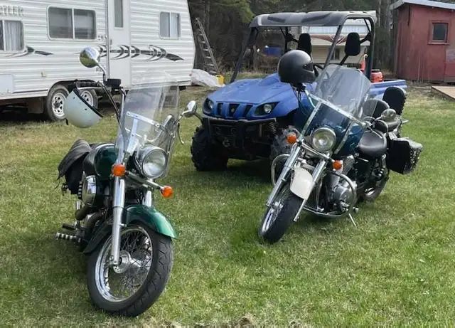 2001 honda shadow VT750 in Touring in Edmonton - Image 4