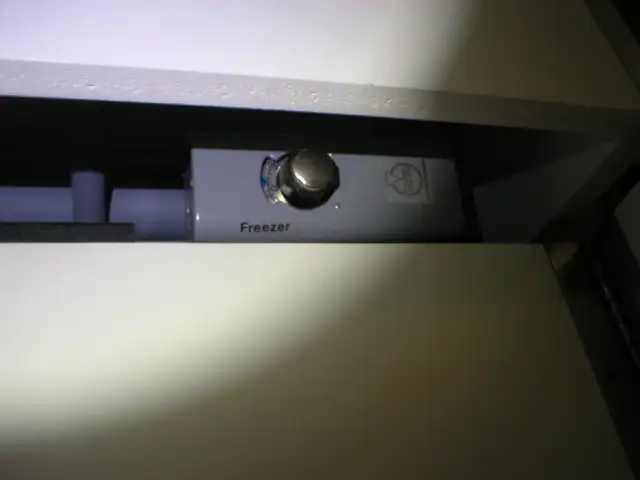 CONGELATEUR REFRIGERATEUR FREEZER FRIDGE SOLAR ENERGIE SOLAIRE in Refrigerators in Longueuil / South Shore - Image 5