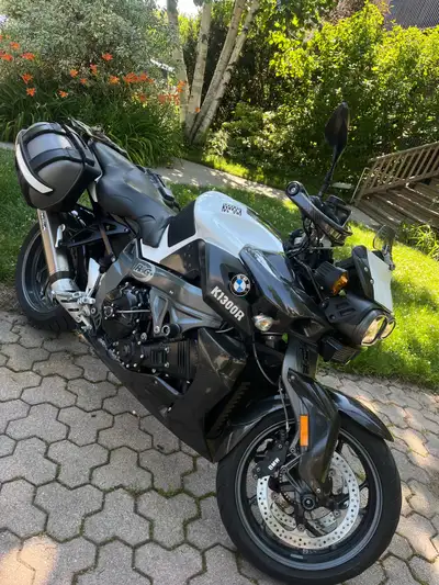 41K km Second owner Perfect runner and driver. Daily/Touring/Sport Multiple Ride Modes BMW Quick Shi...