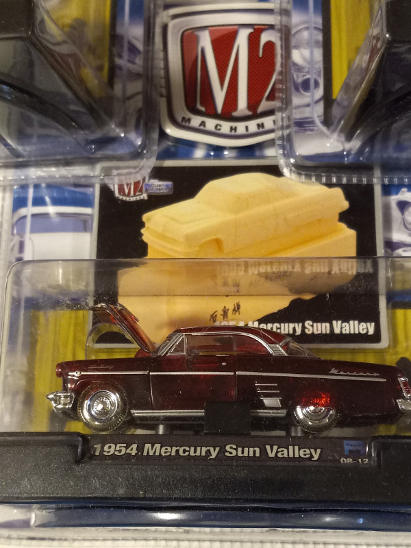 M2 1:64 1954 Mercury Sun Valley Clearly Auto-Thentic HTF Lot 3 in Toys & Games in Trenton - Image 4