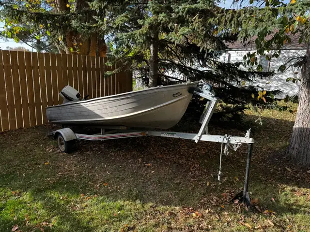 Aluminum fishing boat in Fishing, Camping & Outdoors in Portage la Prairie - Image 3
