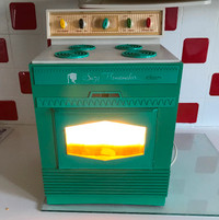 Vintage Suzy Homemaker stove