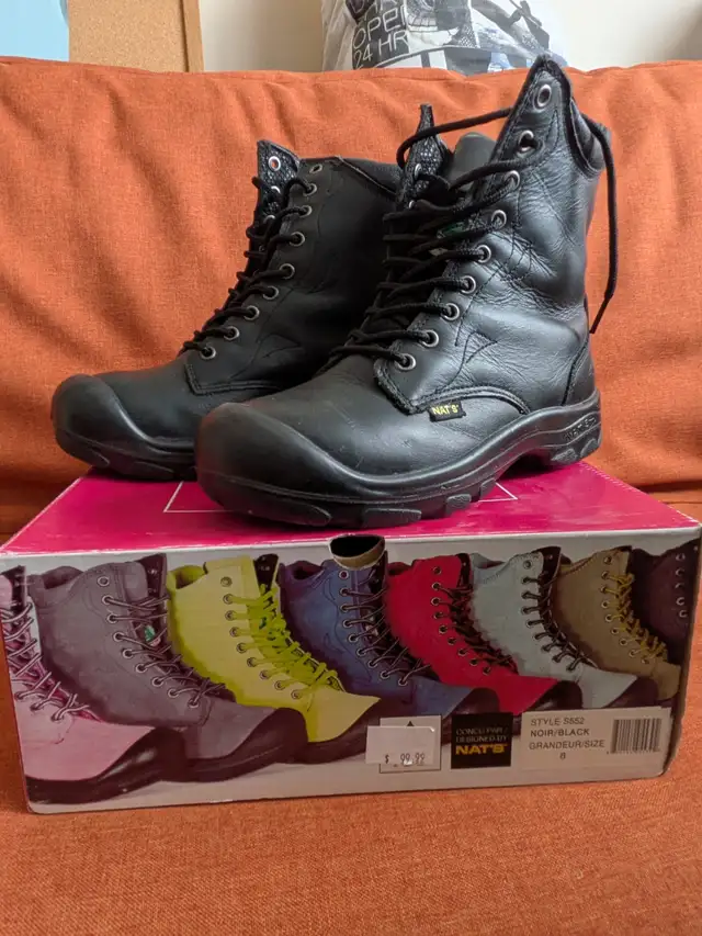 Bottes de travail -femme/ Working shoes -women in Women's - Shoes in Longueuil / South Shore - Image 3