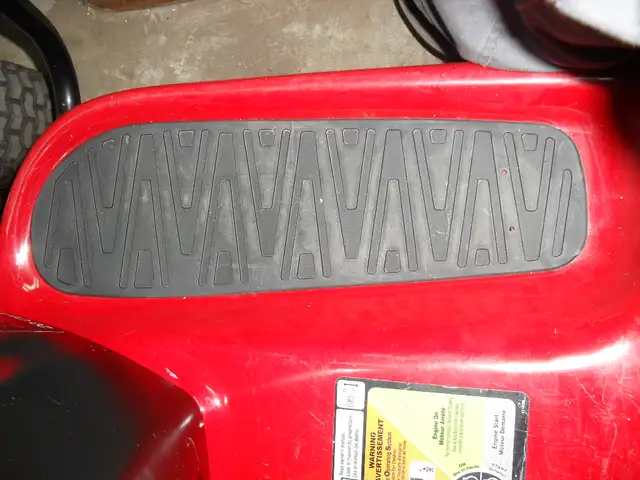RÉDUIT: tracteur crafman 20 hp/souffleuse 48" neuf de 2008 NOS in Lawnmowers & Leaf Blowers in City of Montréal - Image 11