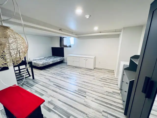 Chambre à louer Limoilou Québec pour travailleur et retraité in Room Rentals & Roommates in Québec City - Image 3