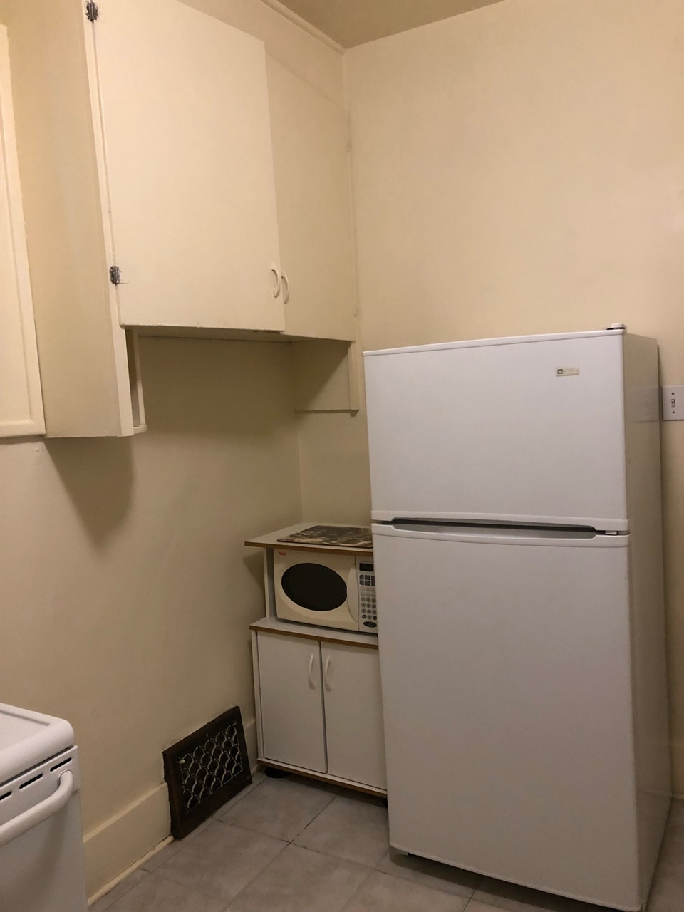 Renfrew House For Rent 3