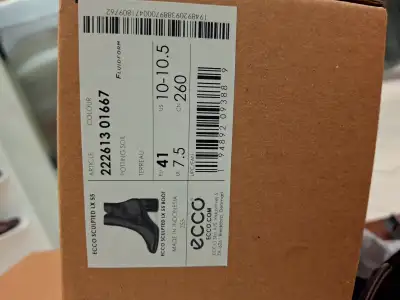 Ecco Women's Black Leather Boots size 10-10.5, View more