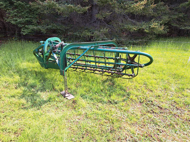 hay rake  (3point hitch type) in Farming Equipment in Thunder Bay - Image 2