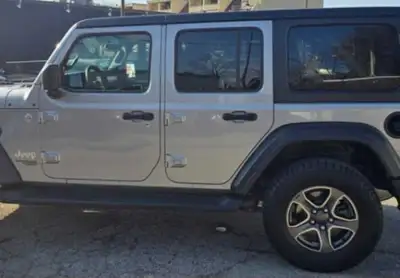 Jeep wragler 4 door soft top, View more