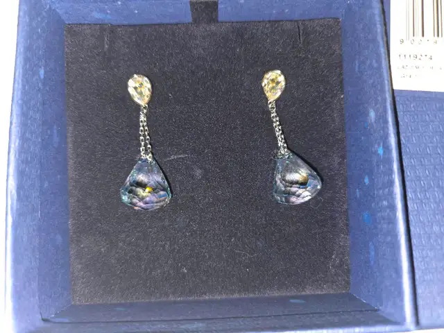Swarovski earrings  in Jewellery & Watches in Hamilton - Image 3