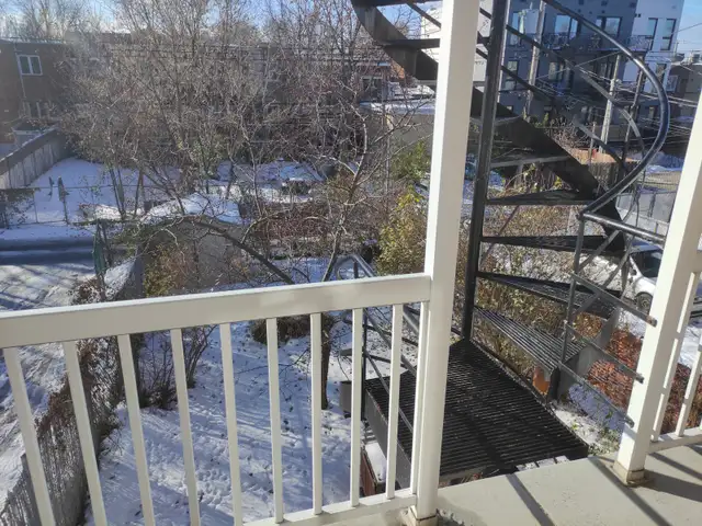 Chambre en coloc de 3 - Jean Talon - Janvier 2026 Août 2026 in Room Rentals & Roommates in City of Montréal - Image 10