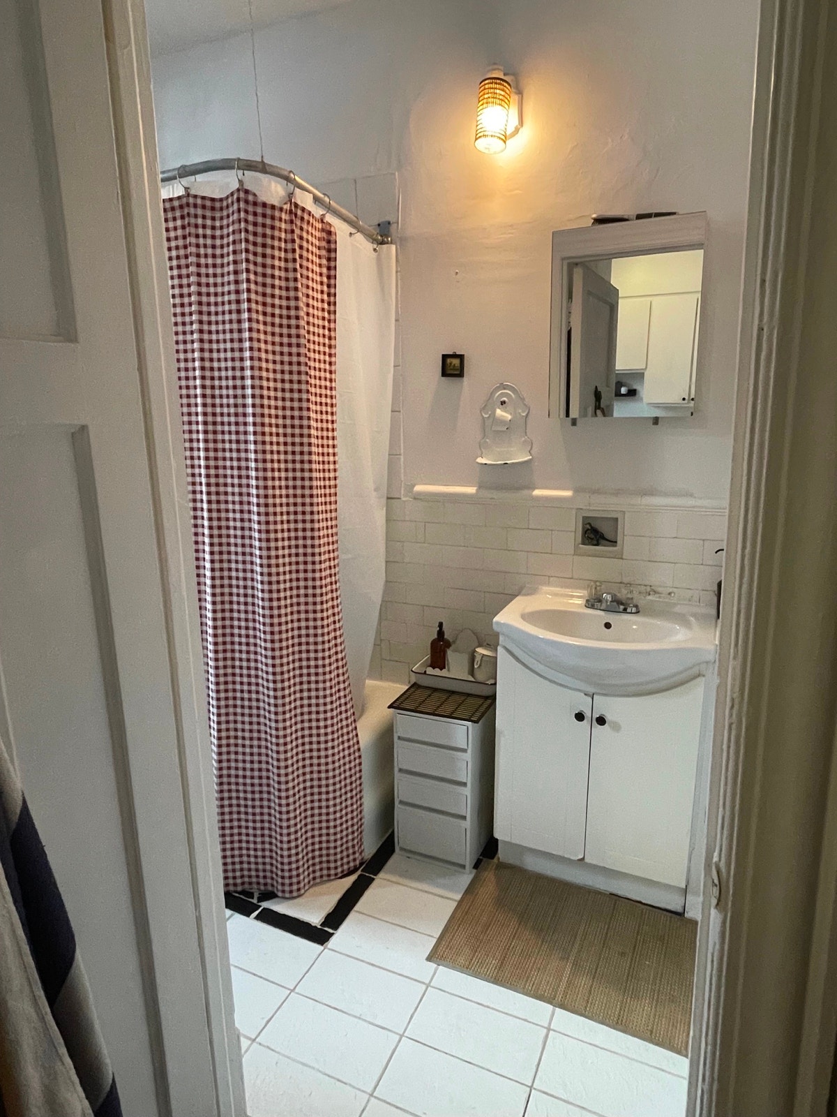 Mile End 6,5 - cession de bail/lease transfer - (Oct. 1) — photo 1