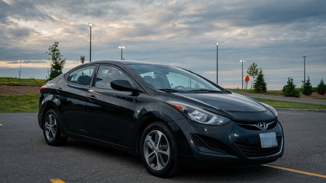 2014 Hyundai Elantra *Ontario Safetied* in Cars & Trucks in Ottawa - Image 2