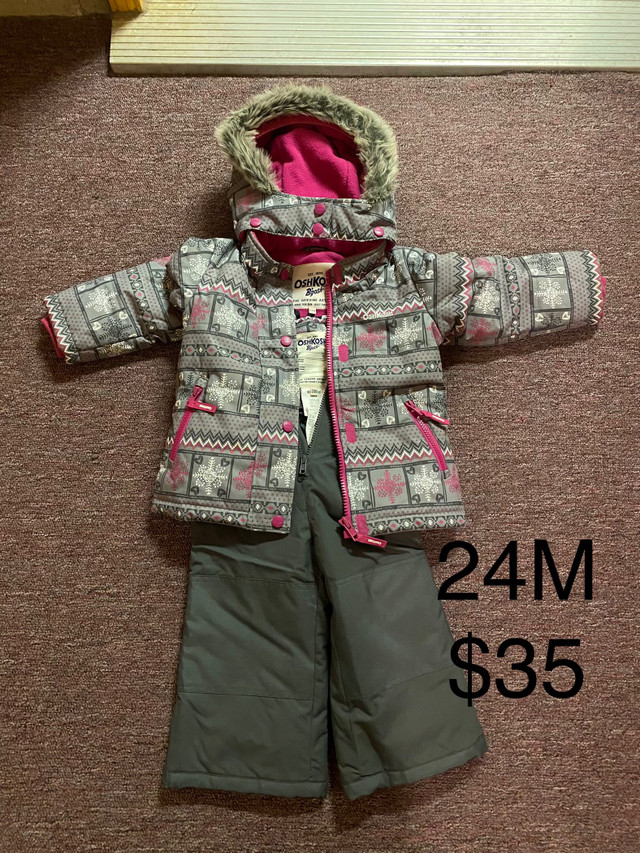 Girls Osh Kosh Snow Suit size 24m in Kids & Youth in Guelph