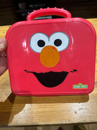 Sesame Street Elmo Letter Suitcase