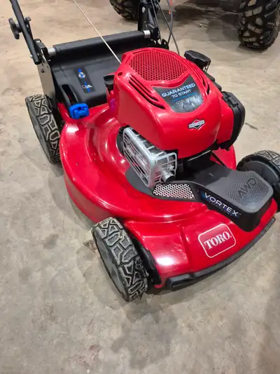 Toro Recycle Personal Pace AWD, View more