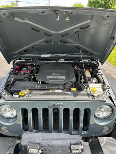 6 speed manual, never winter driven , garage kept year round, very well maintained, comes with facto...