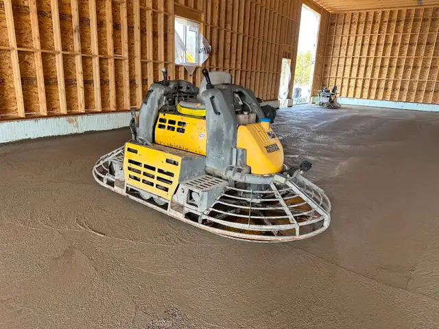 Wacker Neuson 10ft Rider Trowel521682961103605762