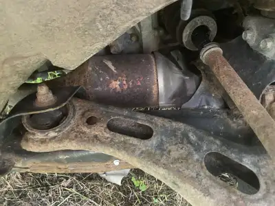 Subaru Outback 2.5 Catalytic Converter, View more