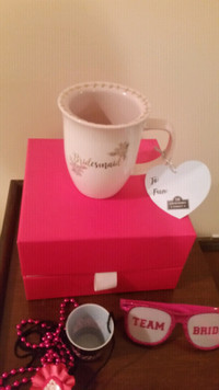 Bridesmaid mug in gift box