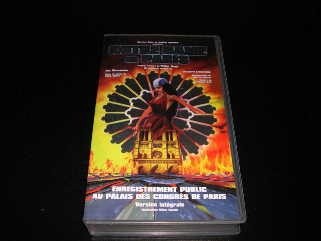 Notre Dame de Paris (1999) - cassette VHS dans CD, DVD et Blu-ray  à Ville de Montréal