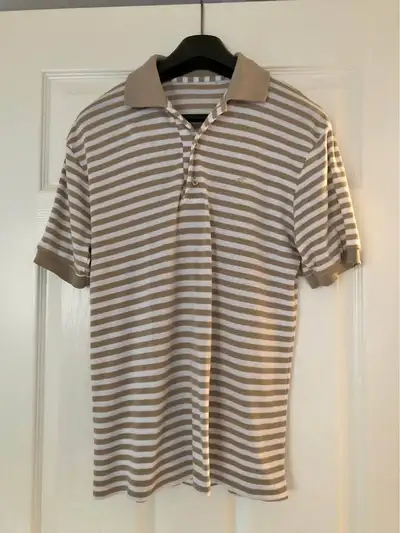 Men’s Medium Short Sleeved Shirt-$4 cash. Porch pick up Oshawa, View more