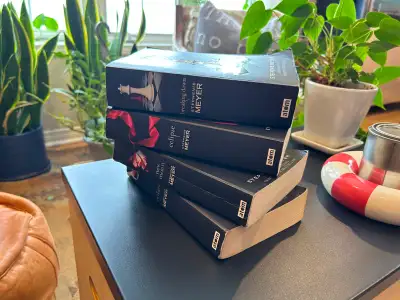 Twilight Series Book Collection, View more