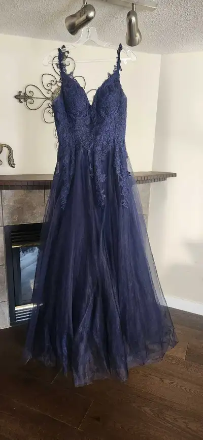Beautiful Oksana grad dress. Size 4-6., View more