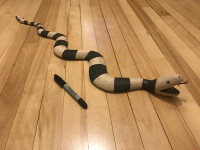 Sculpture Serpent à sonnette (oeuvre de Paul Lutonsky, 1989)