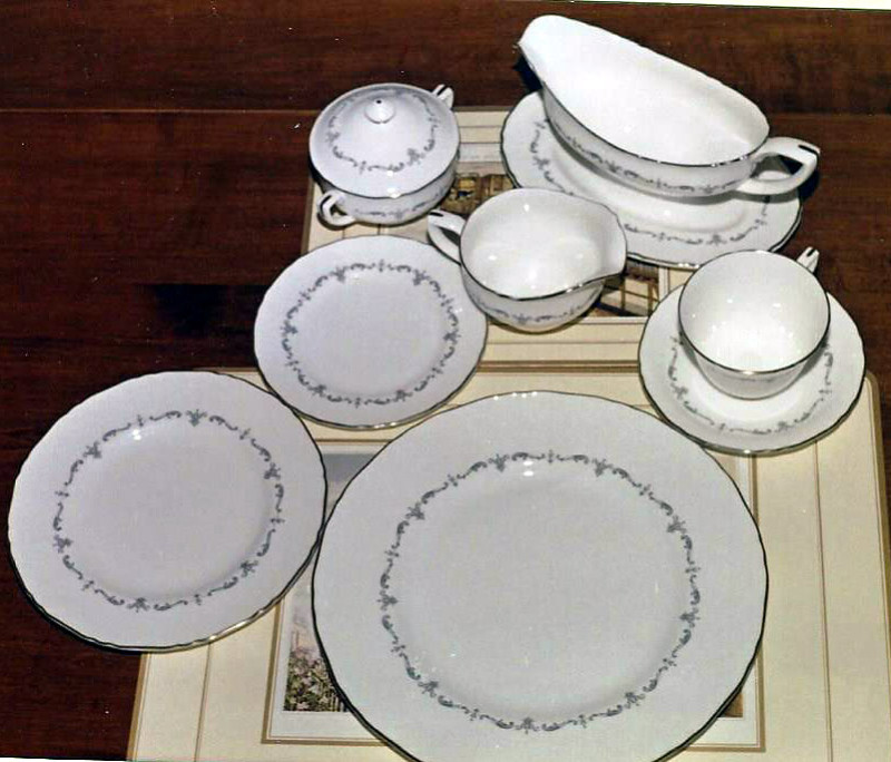 Bone China Dinnerware (8 place setting), used for sale  