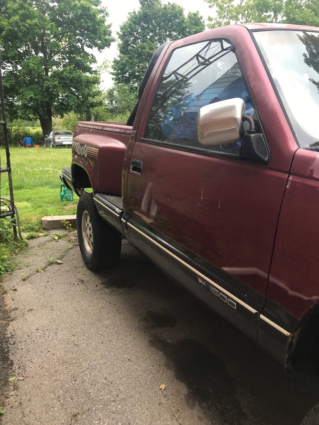 1989 GMC 4x4 in Cars & Trucks in Peterborough - Image 2