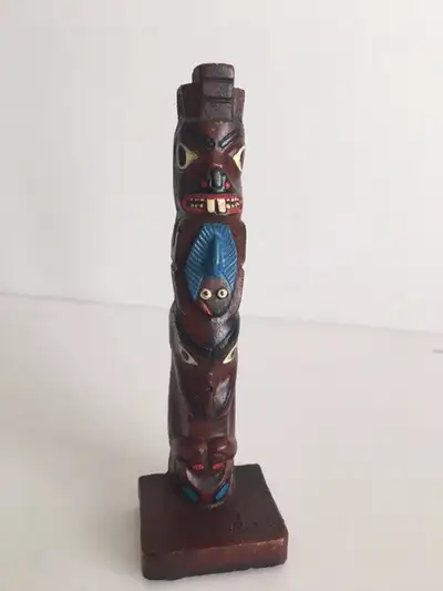 KETCHIKAN ALASKA TOTEM POLE FIGURINE 5" Tall, View more