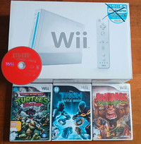 Console Nintendo Wii Blanche en boite + 4 Jeux