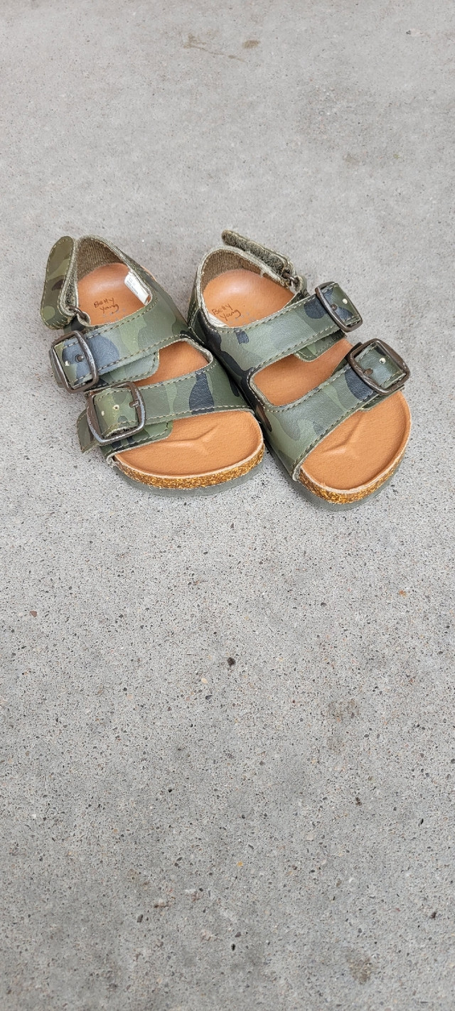 Sandals toddler size 5-6 Birkenstock style in Clothing - 12-18 Months in Markham / York Region